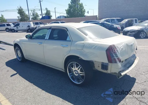 2007 Chrysler 300 z USA, uszkodzony, nr VIN 2C3KA43R67H855352